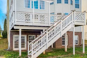 14570 Collingham Pl, Gainesville, VA 20155 - Photo 65