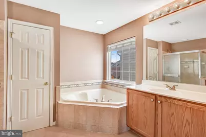 14570 Collingham Place, Gainesville, VA 20155 - Photo 39