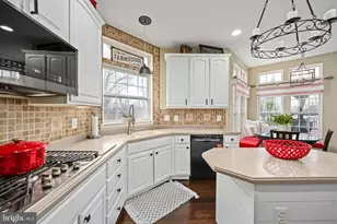 5505 Altenbury Loop, Gainesville, VA 20155 - Photo 23