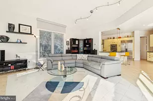 8268 Roxborough Loop, Gainesville, VA 20155 - Photo 43