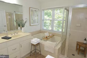 5636 Arrowfield Terrace, Haymarket, VA 20169 - Photo 17