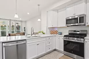 17437 Southern Shrs Dr, Dumfries, VA 22026 - Photo 7