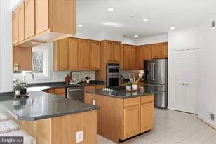 11021 Winding Brook Ct, Manassas, VA 20111 - Photo 17