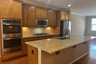 7868 Crescent Park Dr, Gainesville, VA 20155 - Photo 5