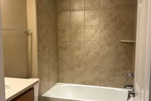 7868 Crescent Park Dr, Gainesville, VA 20155 - Photo 13