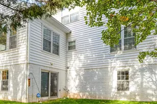 14237 Clubhouse Rd, Gainesville, VA 20155 - Photo 17