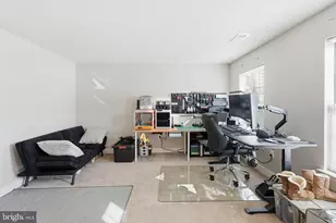 5027 Potomac Highlands Cir, Triangle, VA 22172 - Photo 5