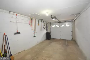 4765 Lupino Ct, Woodbridge, VA 22193 - Photo 25