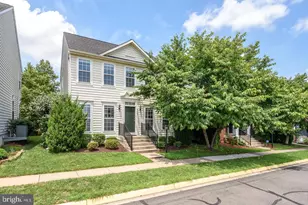 6029 Abernethy Ln, Gainesville, VA 20155 - Photo 1