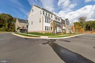 1595 Meadowlark Glen Rd, Dumfries, VA 22026 - Photo 3