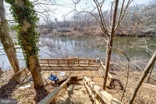 10754 Lake Forest Dr, Manassas, VA 20112 - Photo 3