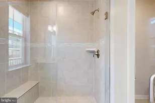 2375 Stephanie Tessa Ln, Woodbridge, VA 22191 - Photo 31