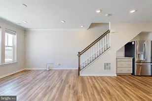 2375 Stephanie Tessa Ln, Woodbridge, VA 22191 - Photo 3