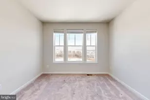 2375 Stephanie Tessa Ln, Woodbridge, VA 22191 - Photo 25