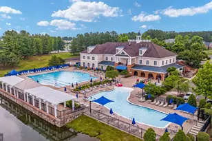 5711 Amelia Springs Cir, Haymarket, VA 20169 - Photo 3