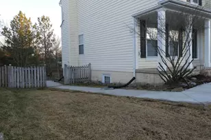 8515 Preakness Pl, Gainesville, VA 20155 - Photo 3