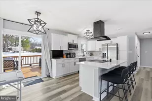 14901 Cordell Ave, Woodbridge, VA 22193 - Photo 9