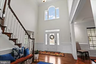 5806 Waterloo Bridge Cir, Haymarket, VA 20169 - Photo 11