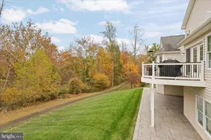5806 Waterloo Bridge Cir, Haymarket, VA 20169 - Photo 65