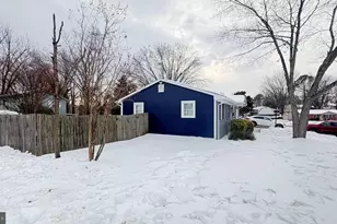 13223 Hawthorn Ln, Woodbridge, VA 22193 - Photo 7