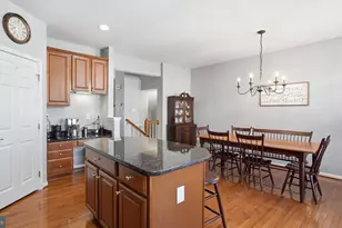 12605 Terranova Ln, Woodbridge, VA 22192 - Photo 9