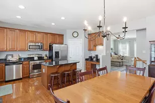 12605 Terranova Ln, Woodbridge, VA 22192 - Photo 11