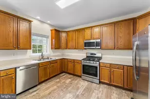 2509 Oak Tree Ln, Woodbridge, VA 22191 - Photo 11