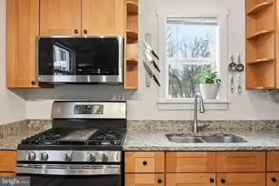 4602 Kenwood Dr, Woodbridge, VA 22193 - Photo 9