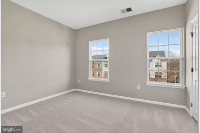 1731 Dorothy Lane, Woodbridge, VA 22191 - Photo 11