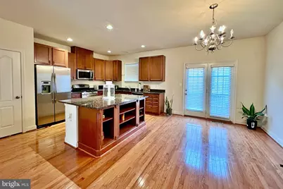 4905 Potomac Highlands Circle, Triangle, VA 22172 - Photo 3