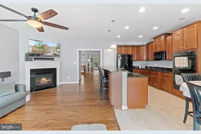 2456 Eastbourne Drive, Woodbridge, VA 22191 - Photo 35