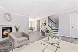 2792 Brier Pond Cir, Woodbridge, VA 22191 - Photo 5