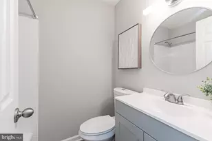 1427 Admiral Dr, Woodbridge, VA 22192 - Photo 11