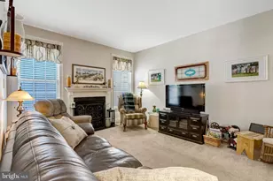 14808 Cypress Park Ln, Haymarket, VA 20169 - Photo 9