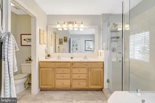 14808 Cypress Park Ln, Haymarket, VA 20169 - Photo 23