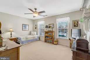 14808 Cypress Park Ln, Haymarket, VA 20169 - Photo 29