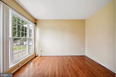 5406 Lomax Way, Woodbridge, VA 22193 - Photo 9