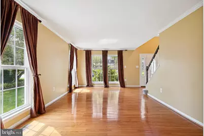 5406 Lomax Way, Woodbridge, VA 22193 - Photo 11