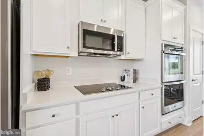 13742 Cobble Loop, Woodbridge, VA 22193 - Photo 7