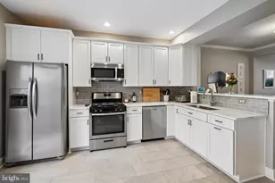 14397 Madrigal Dr, Woodbridge, VA 22193 - Photo 13