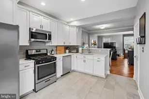 14397 Madrigal Dr, Woodbridge, VA 22193 - Photo 13