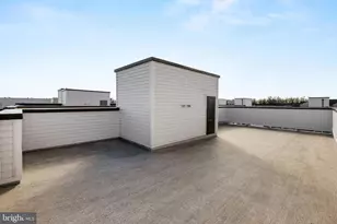 2510 Neabsco Common Pl, Woodbridge, VA 22191 - Photo 33