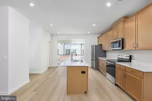 2510 Neabsco Common Pl, Woodbridge, VA 22191 - Photo 11