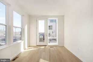 2548 Neabsco Common Pl, Woodbridge, VA 22191 - Photo 19