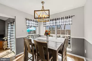 14693 Stratford Dr, Woodbridge, VA 22193 - Photo 11