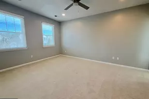 12410 Iona Sound Dr, Bristow, VA 20136 - Photo 11