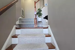 9249 Alvyn Lake Cir, Bristow, VA 20136 - Photo 17