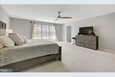 8360 Tenbrook Drive, Gainesville, VA 20155 - Photo 31