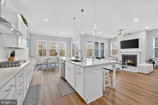 17945 Woods Overlook Dr, Dumfries, VA 22026 - Photo 23