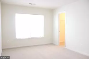 15220 Lord Culpeper Ct, Woodbridge, VA 22191 - Photo 13